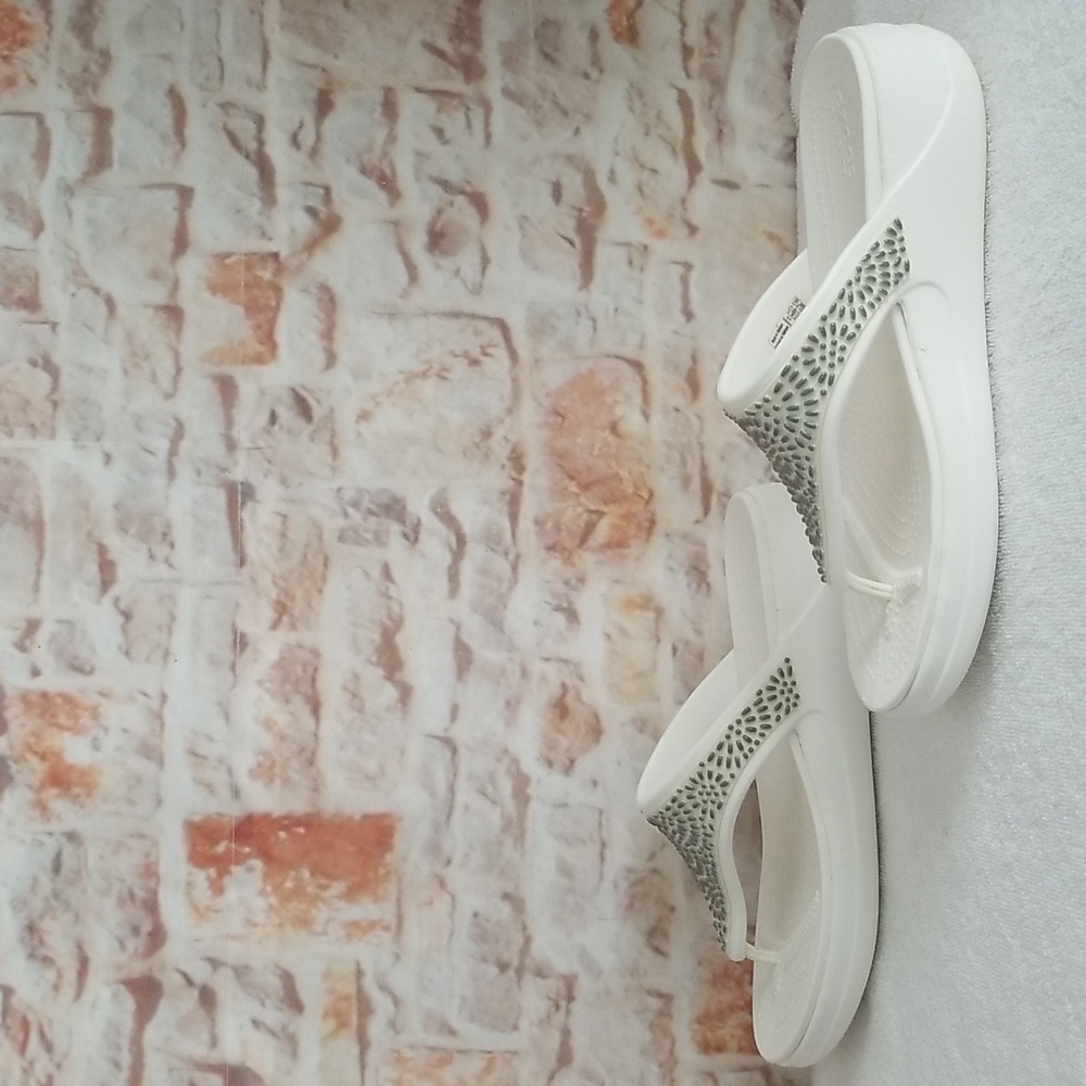 Crocs Monterey Diamante Thong Sandals - Picture 4 of 8
